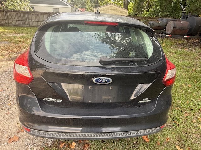 2013 Ford Focus - $2,995