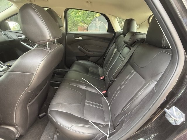 2013 Ford Focus - $2,995