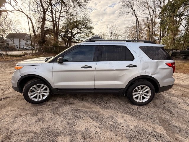 2015 Ford Explorer - $4,995