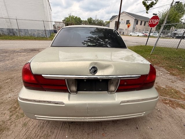 2004 Mercury Grand Marquis - $1,995