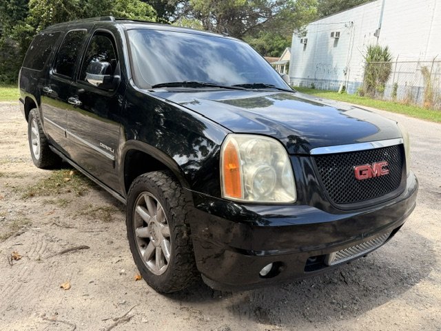 2011 GMC Yukon - $3,995