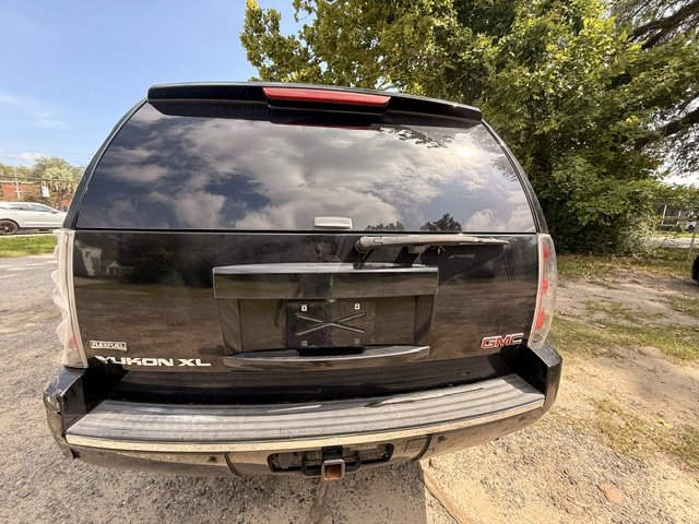 2011 GMC Yukon - $3,995