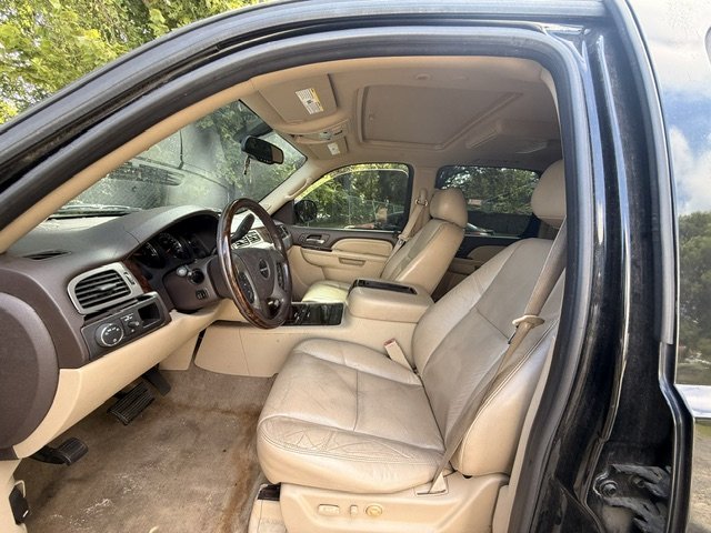 2011 GMC Yukon - $3,995