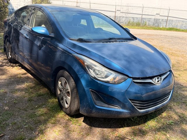 2016 Hyundai Elantra - $2,995