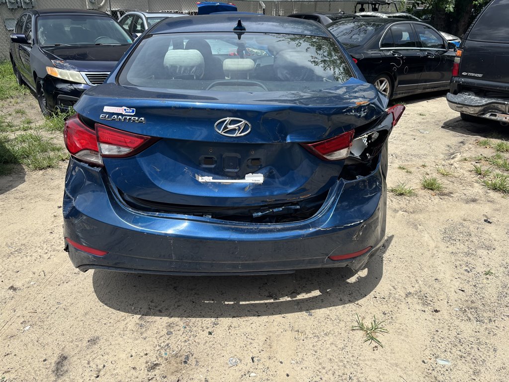2016 Hyundai Elantra - $2,995