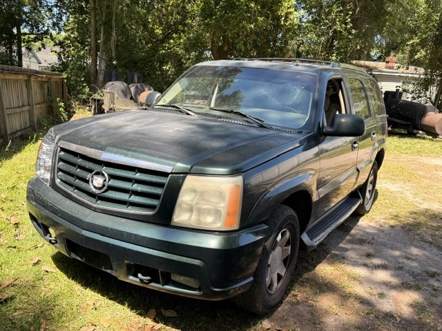 2002 Cadillac Escalade - $2,495