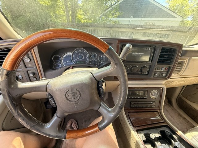 2002 Cadillac Escalade - $2,495