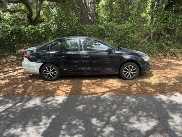 2016 Volkswagen Jetta - $3,995