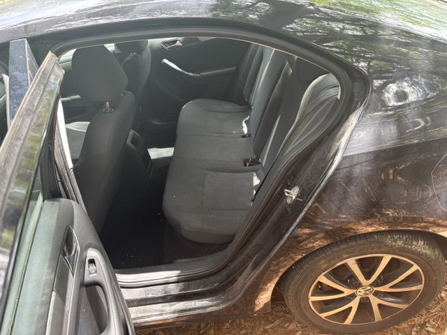 2016 Volkswagen Jetta - $3,995