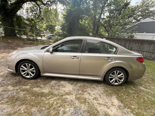 2014 Subaru Legacy - $3,995