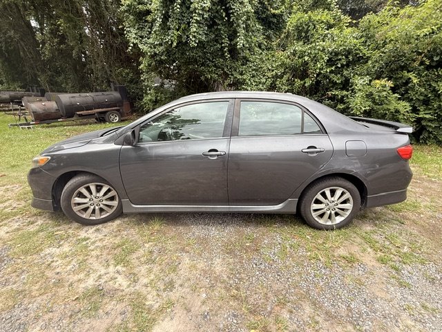 2010 Toyota Corolla - $3,995