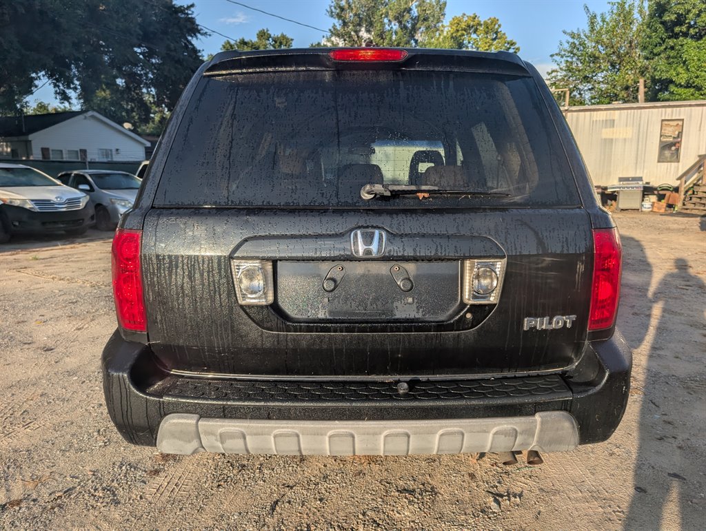 2005 Honda Pilot - $3,495