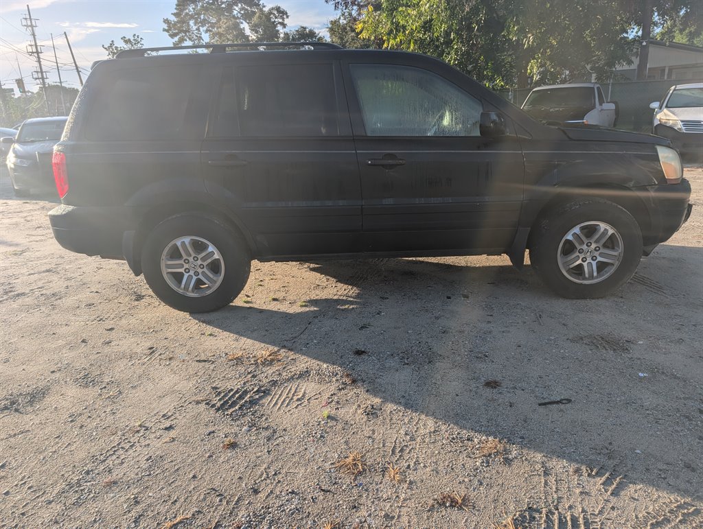 2005 Honda Pilot - $3,495
