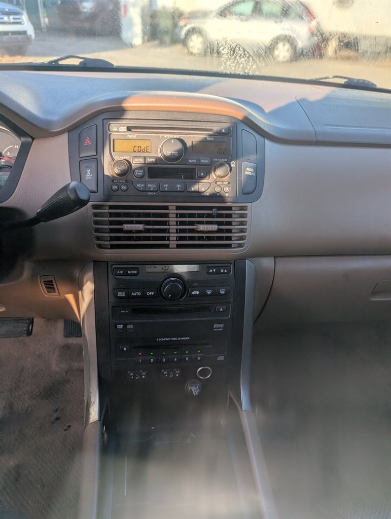 2005 Honda Pilot - $3,495