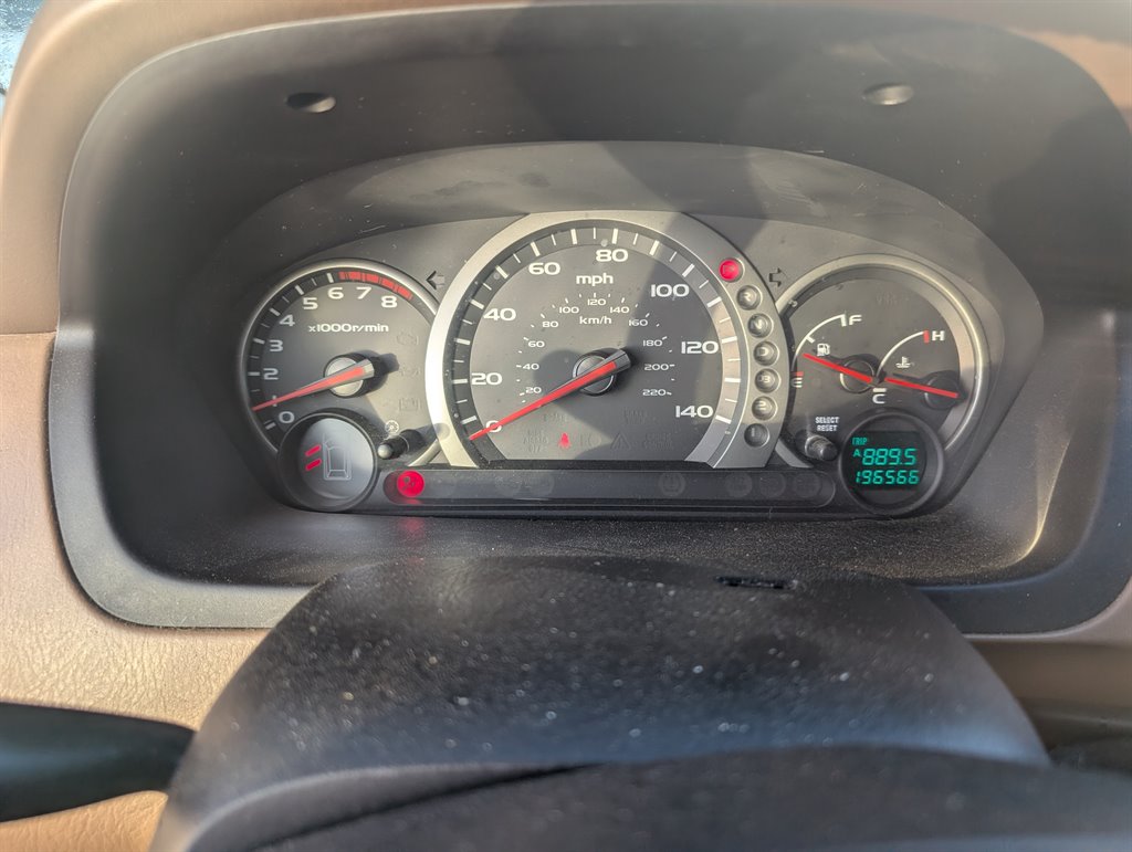 2005 Honda Pilot - $3,495