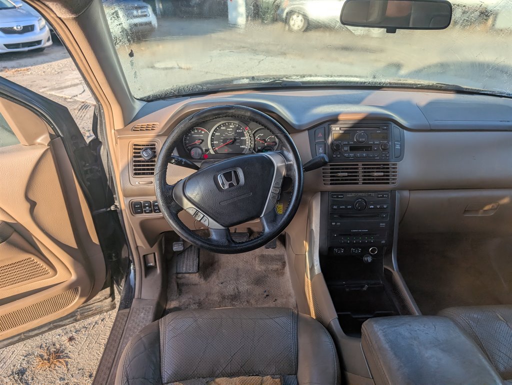 2005 Honda Pilot - $3,495