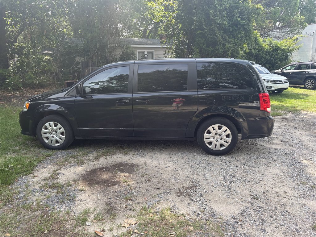 2018 Dodge Grand Caravan - $4,995