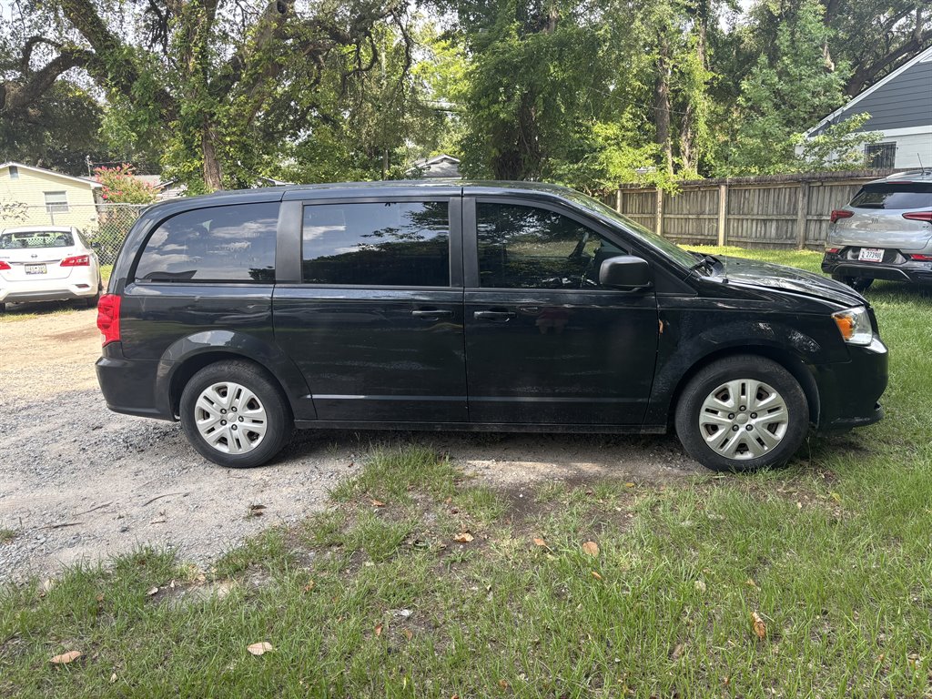 2018 Dodge Grand Caravan - $4,995