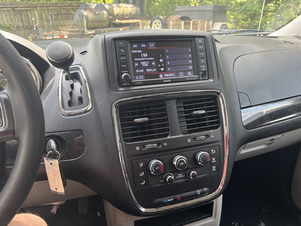 2018 Dodge Grand Caravan - $4,995