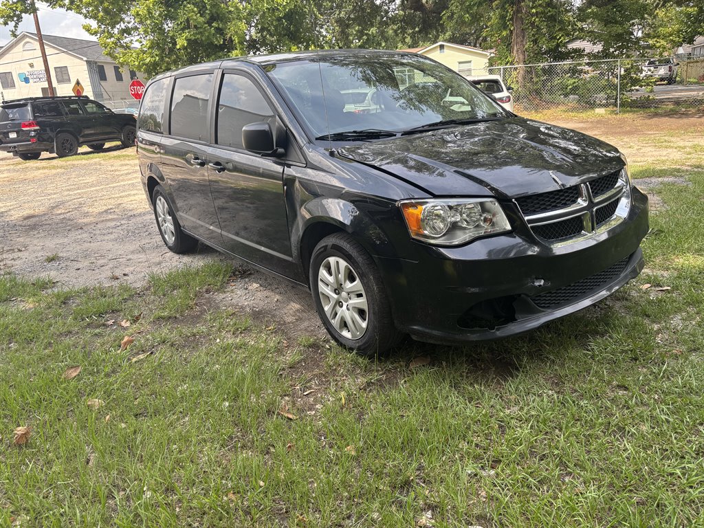 2018 Dodge Grand Caravan - $4,995