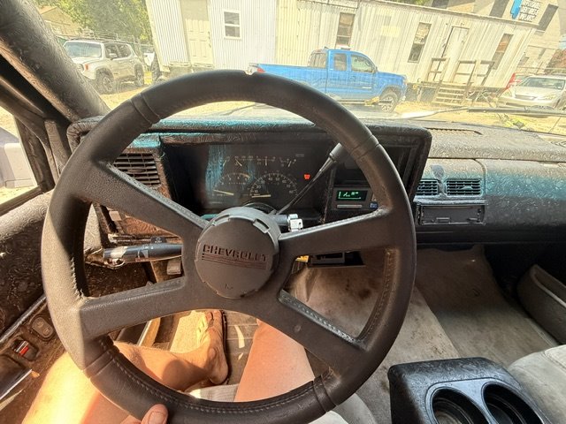 1994 Chevrolet Gmt-400 - $1,995