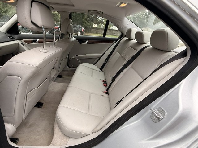 2010 Mercedes-Benz C-Class - $3,995