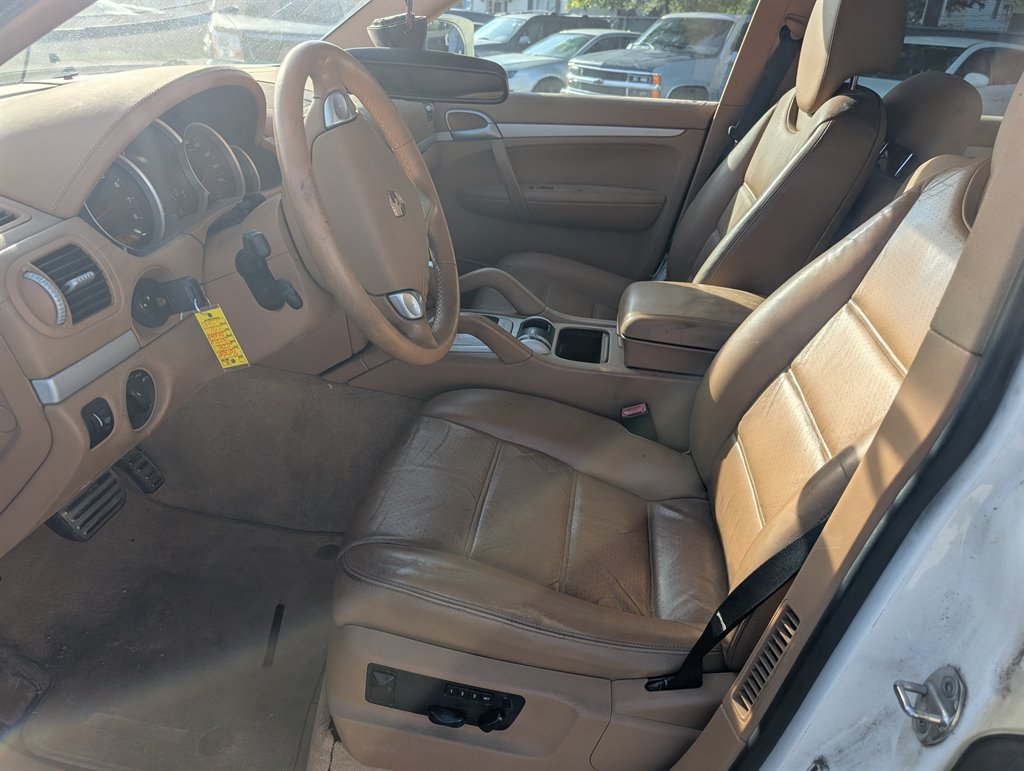 2008 Porsche Cayenne - $4,495