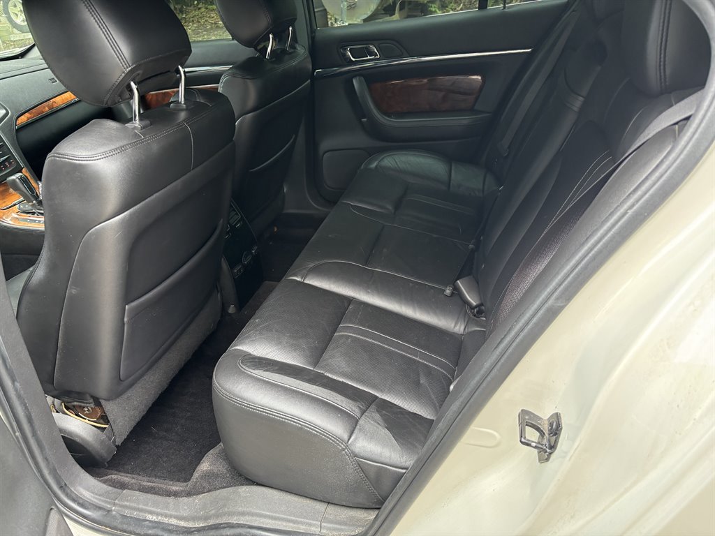 2013 Lincoln MKS - $5,995