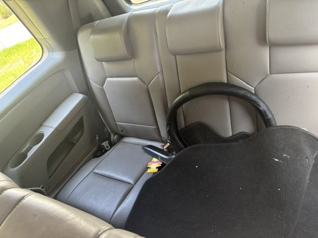 2011 Honda Pilot - $3,495