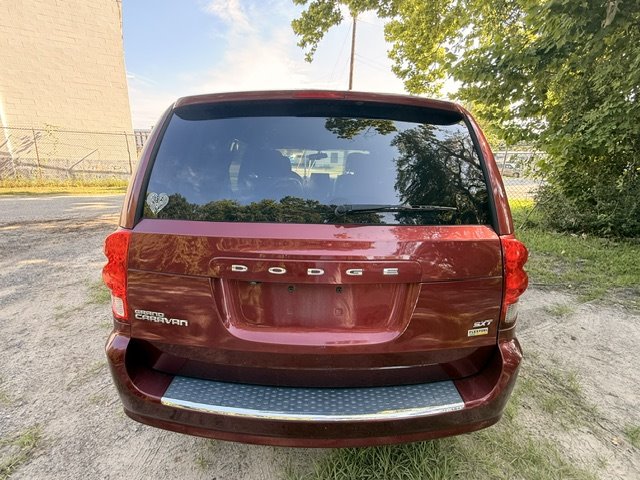 2018 Dodge Grand Caravan - $4,995