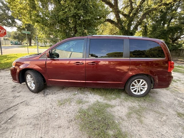 2018 Dodge Grand Caravan - $4,995