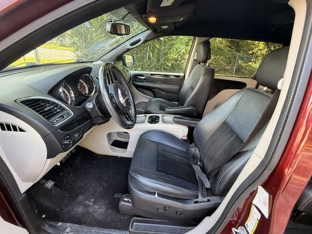 2018 Dodge Grand Caravan - $4,995