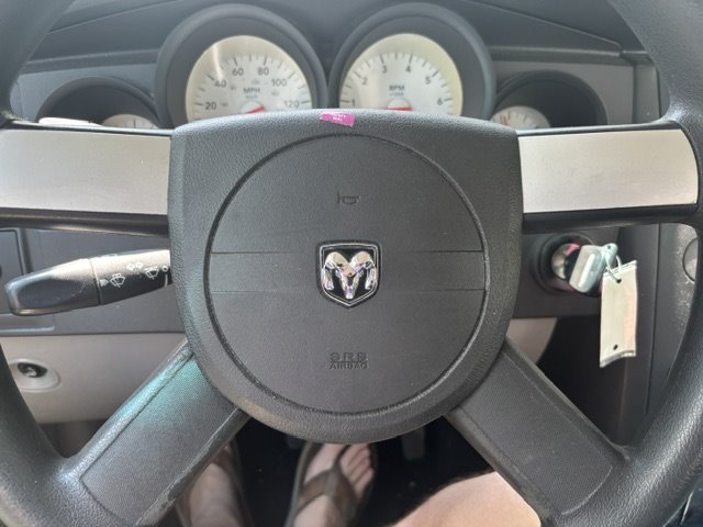 2007 Dodge Charger - $2,495