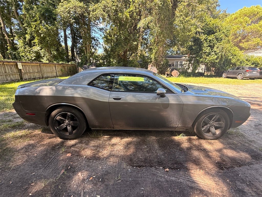 2012 Dodge Challenger - $2,995