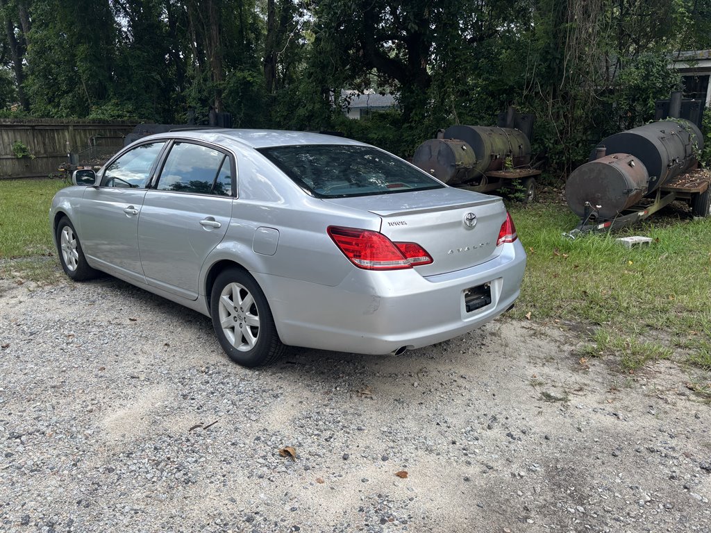 2007 Toyota Avalon - $3,995