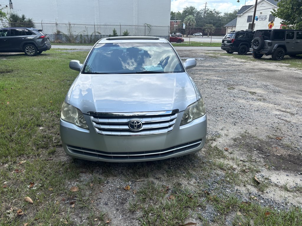 2007 Toyota Avalon - $3,995