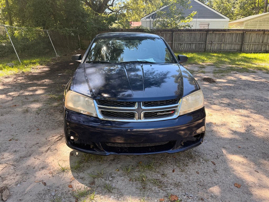 2014 Dodge Avenger - $2,495