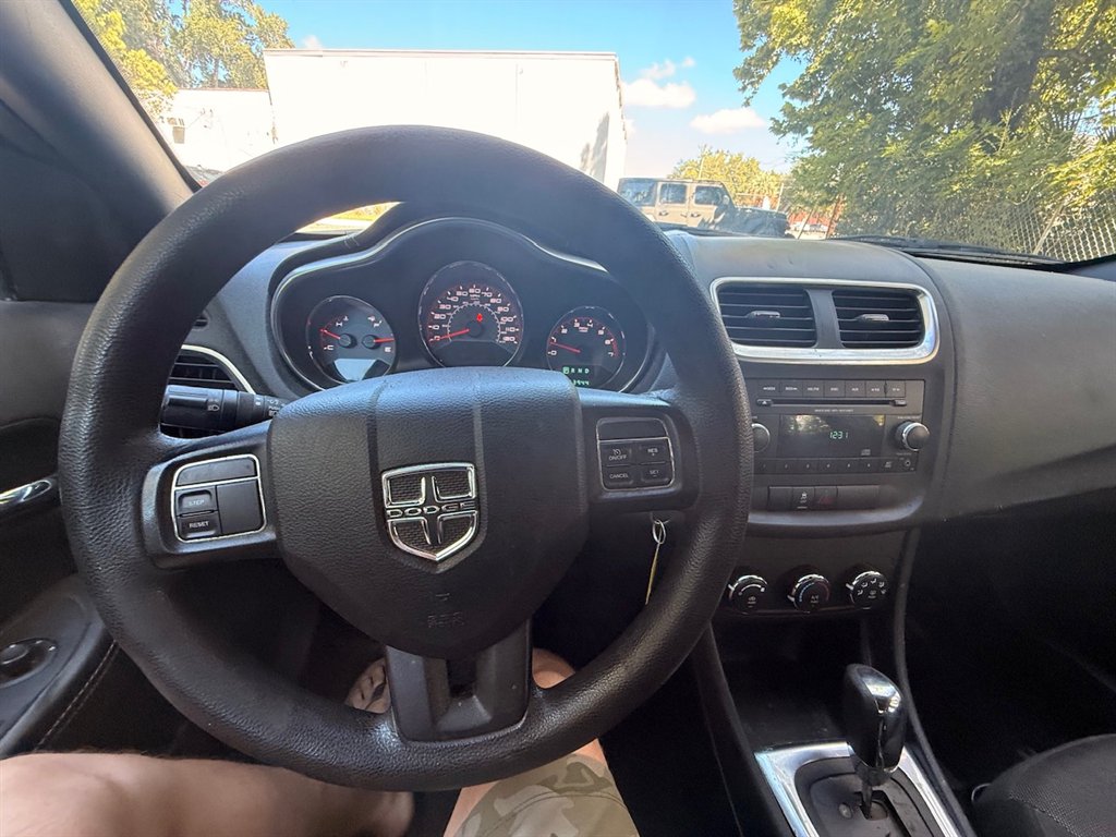 2014 Dodge Avenger - $2,495