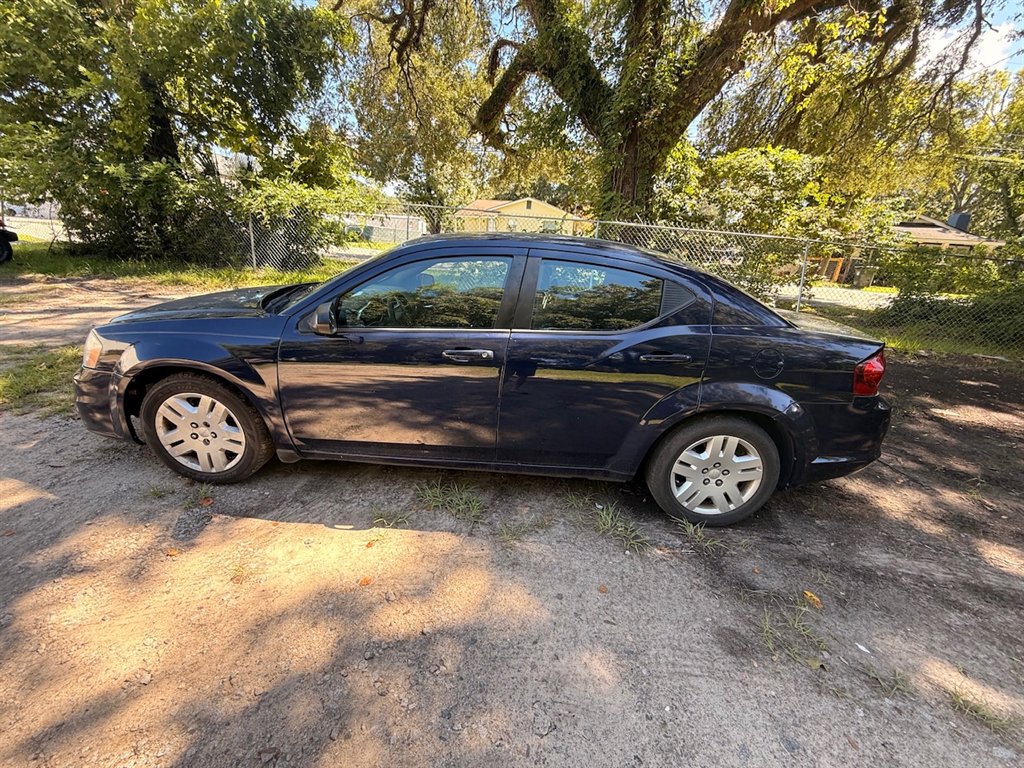2014 Dodge Avenger - $2,495