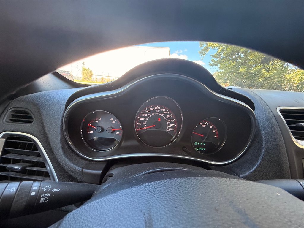 2014 Dodge Avenger - $2,495