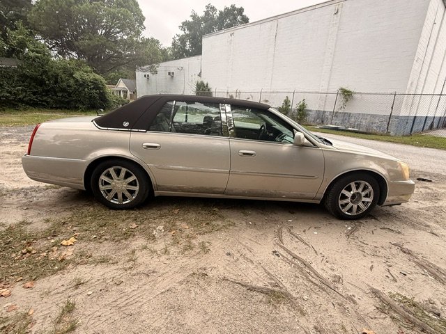 2008 Cadillac DTS - $1,655