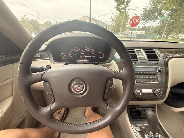 2008 Cadillac DTS - $1,655