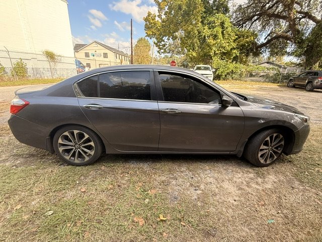 2015 Honda Accord - $5,995