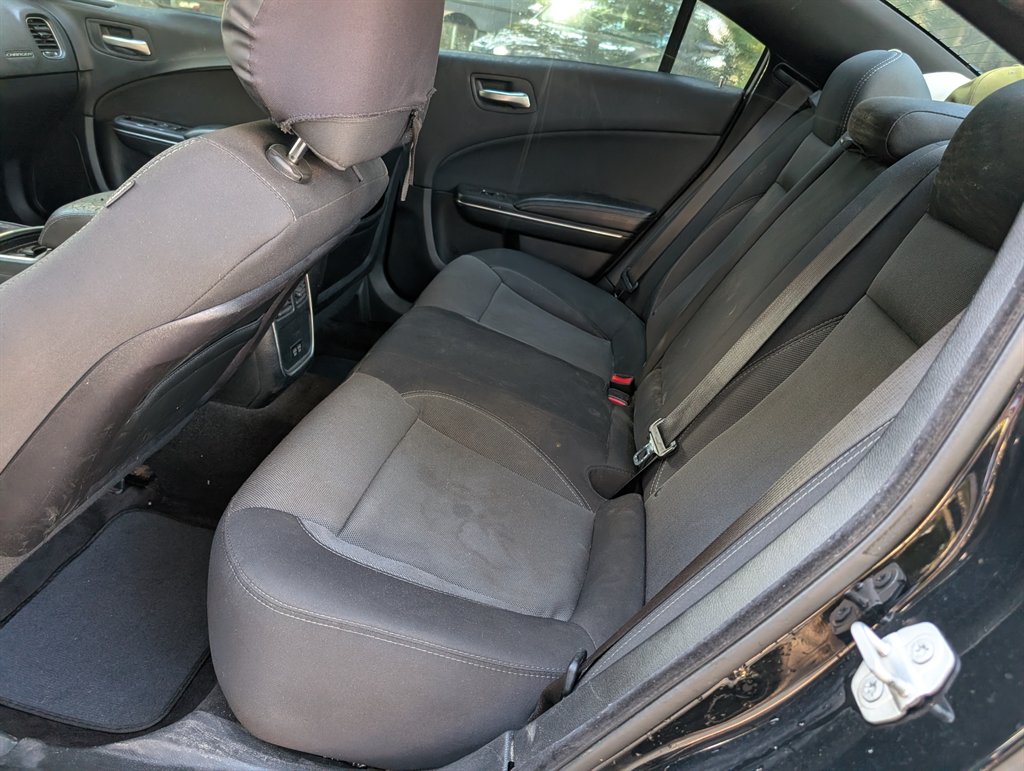 2016 Dodge Charger - $5,995