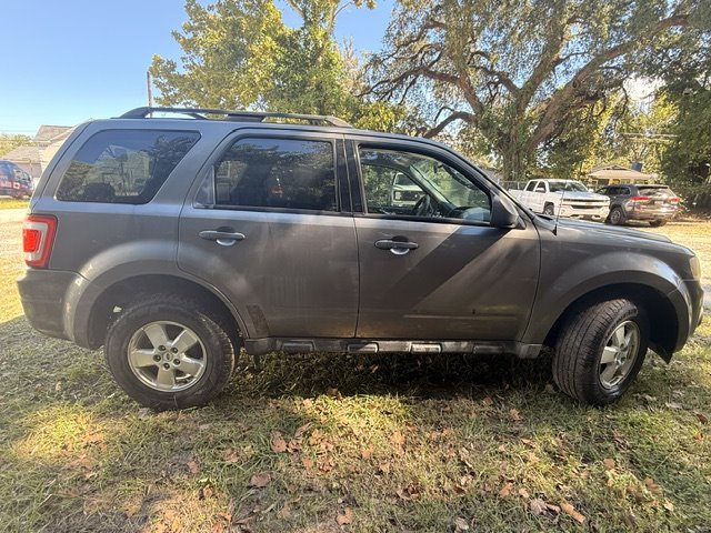 2010 Ford Escape - $2,995