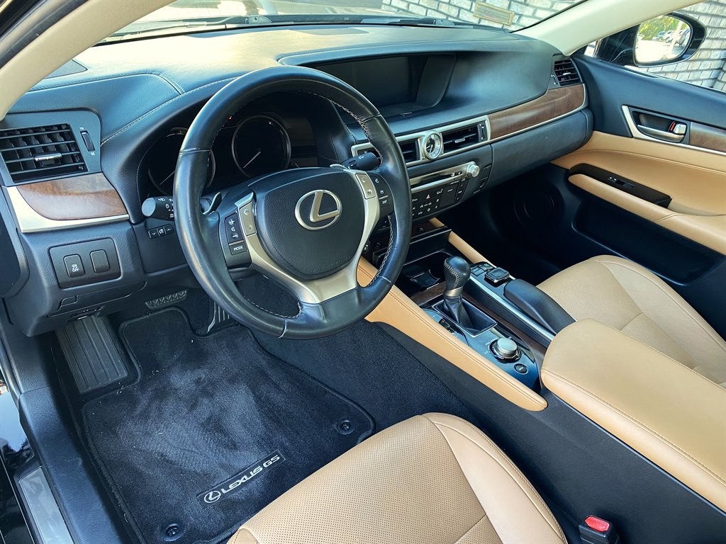 2015 Lexus GS - $21,000