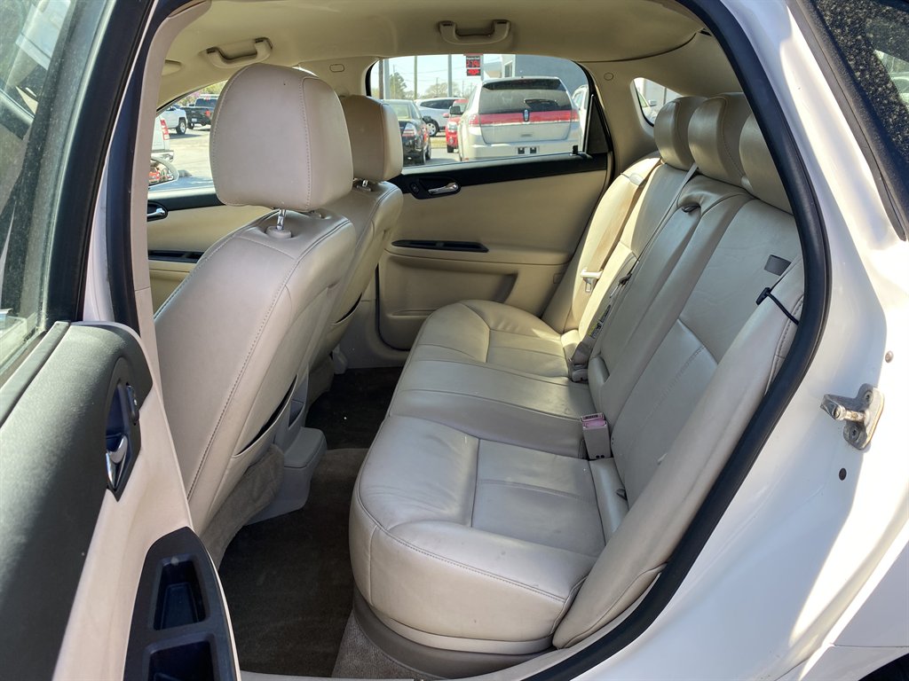 2008 Chevrolet Impala SS photo