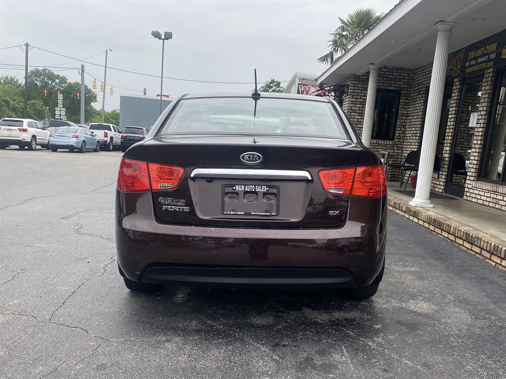 2011 Kia Forte EX photo
