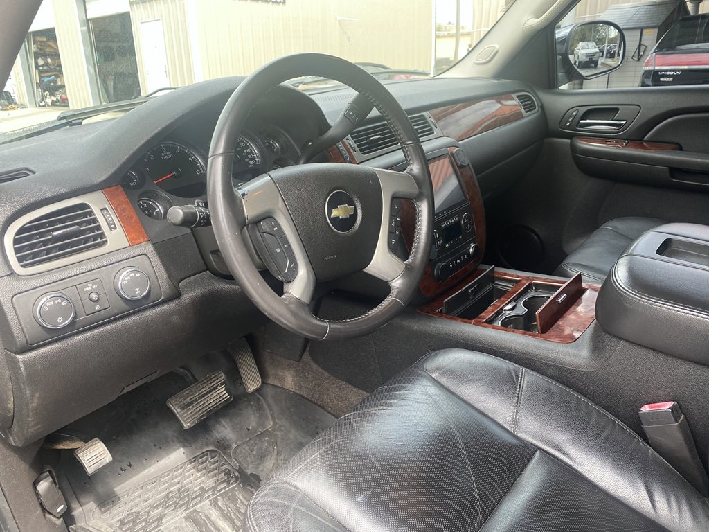 2009 Chevrolet Avalanche LTZ photo