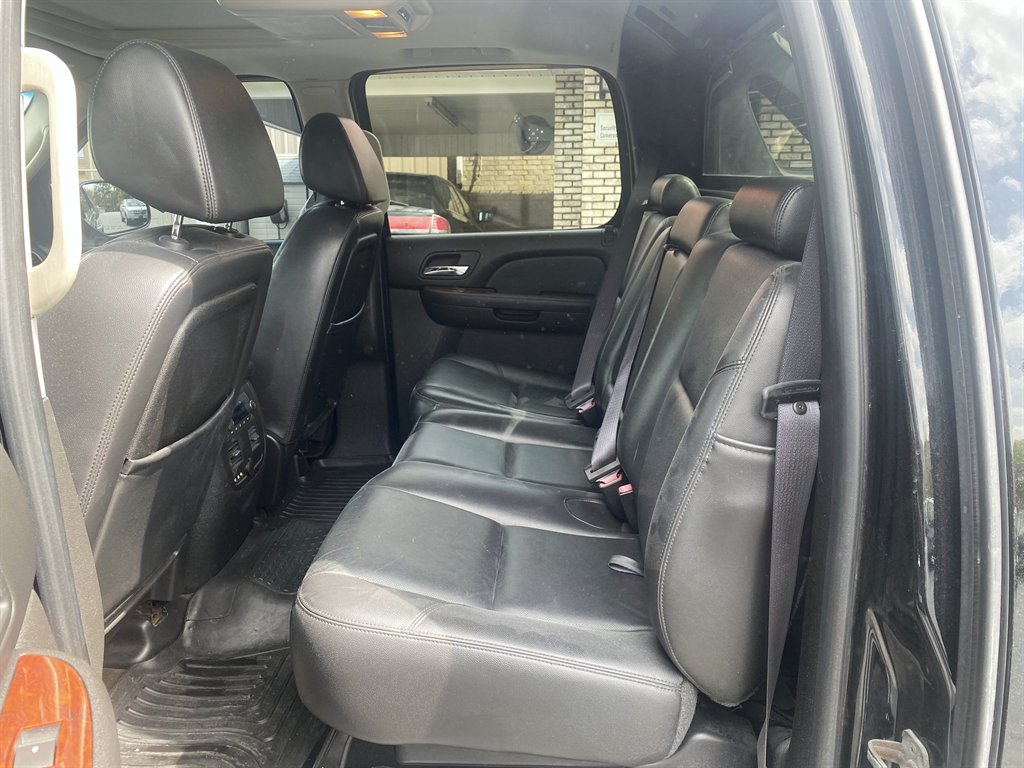 2009 Chevrolet Avalanche LTZ photo